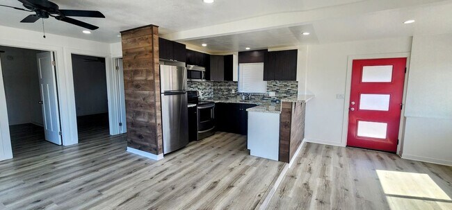 Building Photo - 50825 Oskar Ln