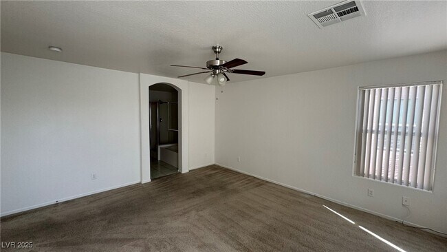 Building Photo - 5055 Midnight Oil Dr