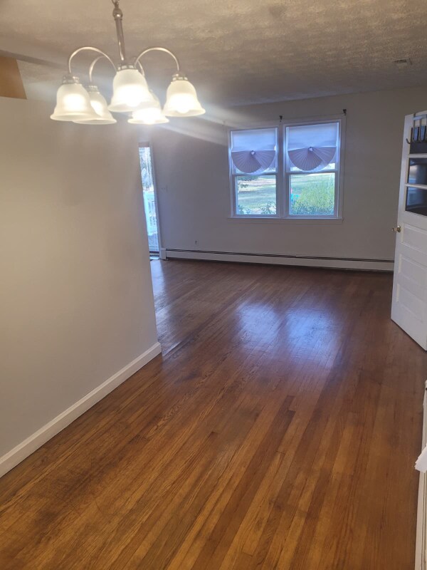 Building Photo - 10926 Riverview Rd