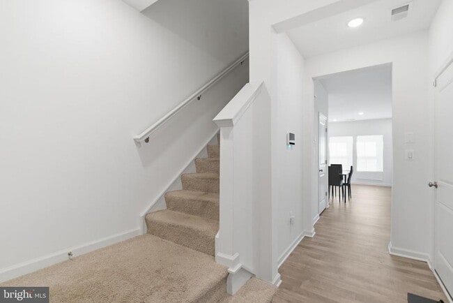 Building Photo - 2618 Grey Wolf Ln