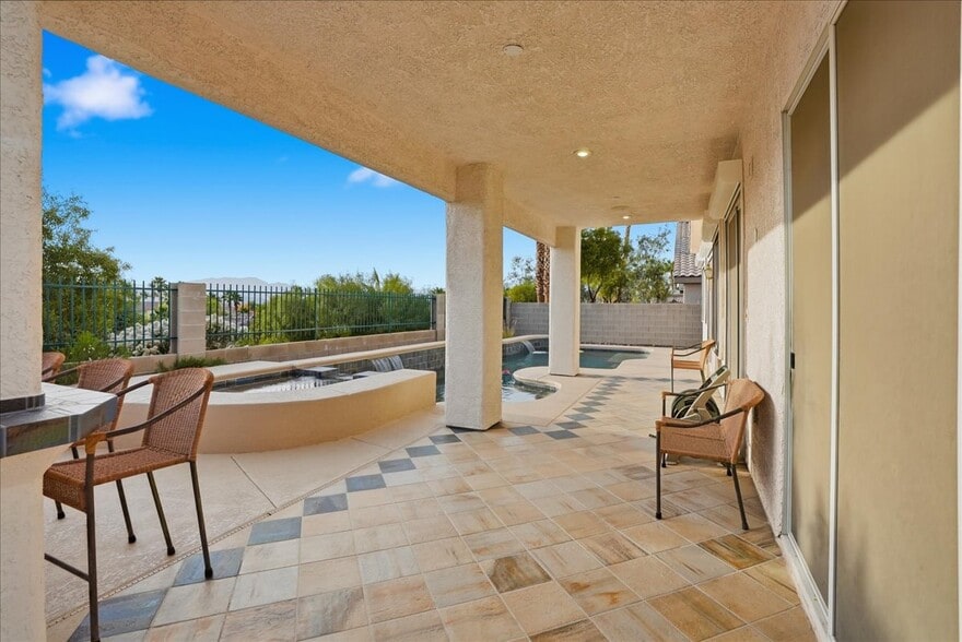 Building Photo - 1339 Echo Creek St