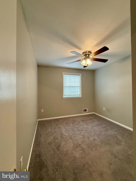 Building Photo - 6526 Beechwood Dr