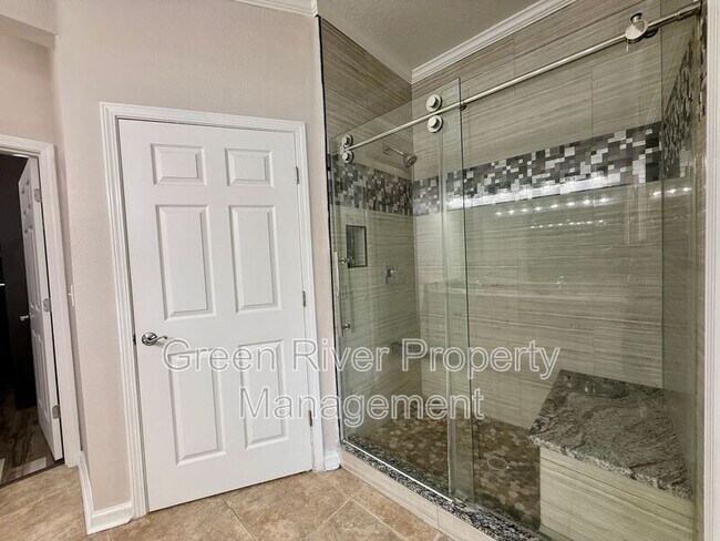 Building Photo - 11251 Campfield Dr