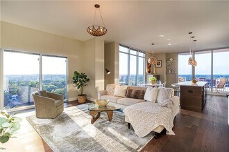 Building Photo - 1820 Peachtree St NW