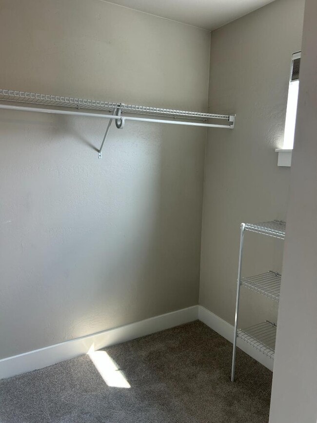 Building Photo - 4894A Giada Dr