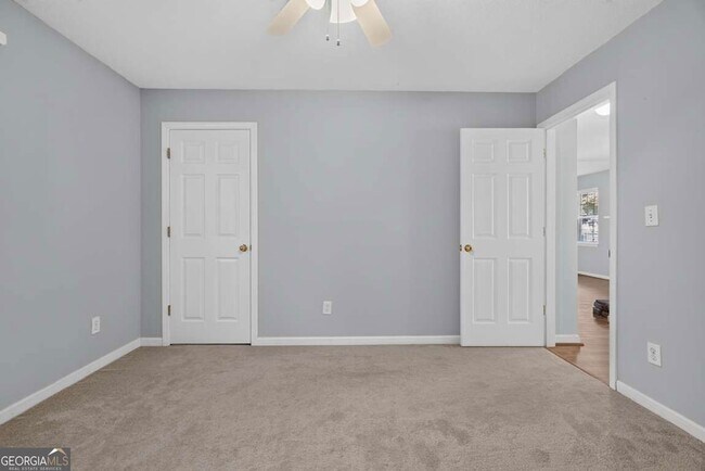 Building Photo - 72 Victorian Cir