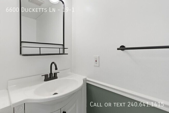 Building Photo - 6600 Ducketts Ln