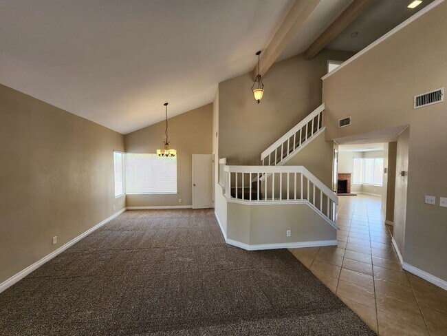 Building Photo - 6703 Dominion Ct