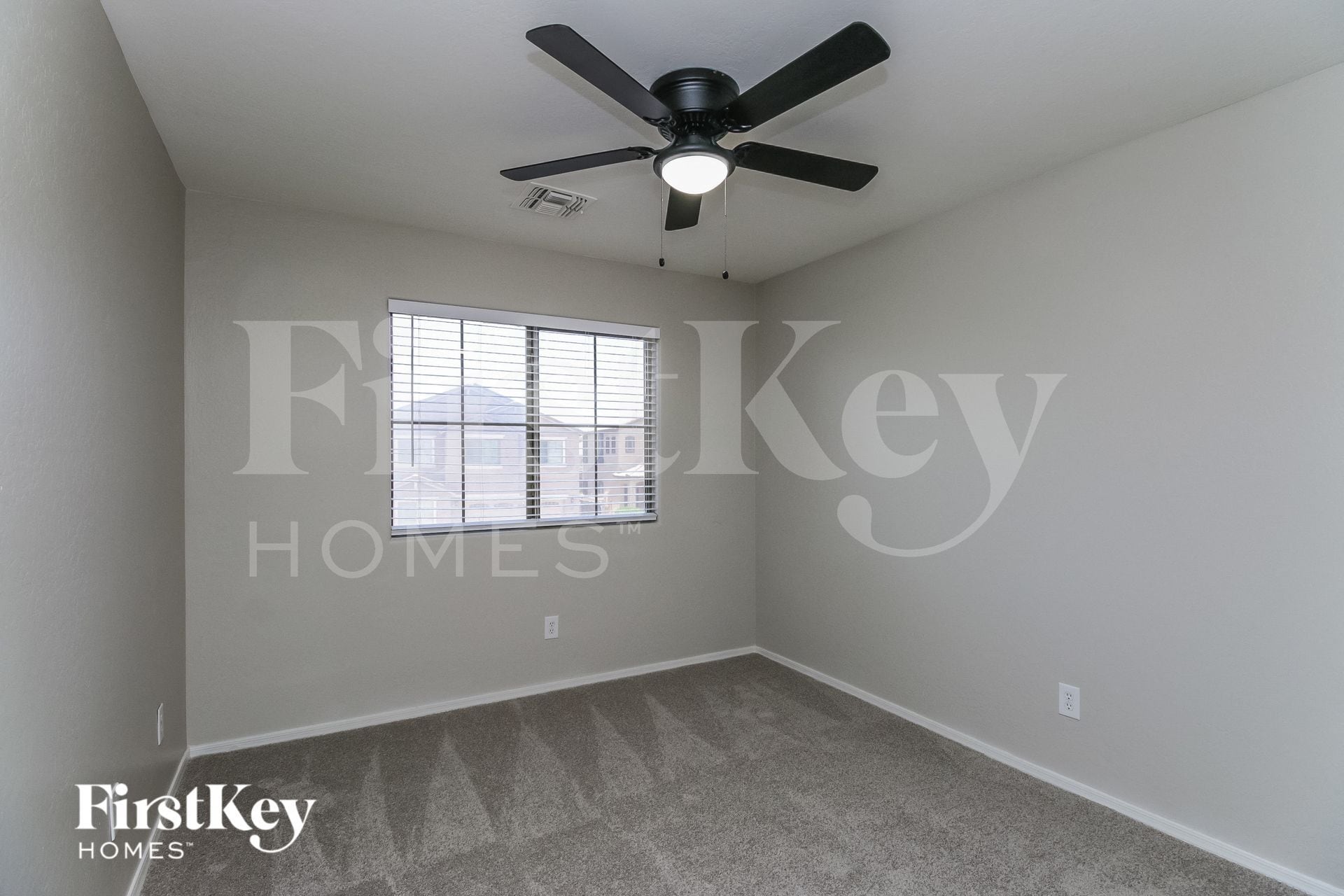 Building Photo - 1168 W Desert Basin Dr