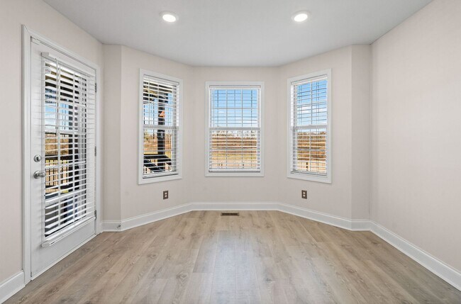 Building Photo - 1309 Shaughnessy Rd