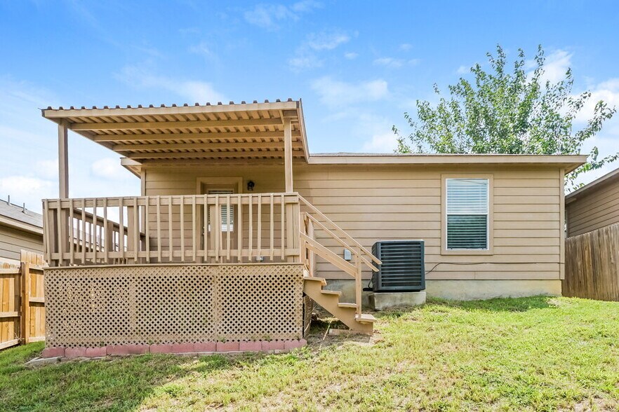 Building Photo - 5443 Chase Canyon