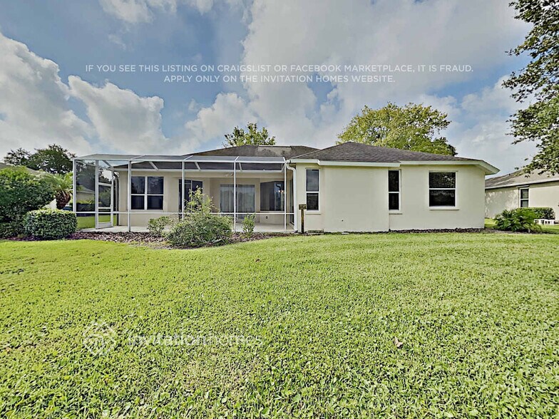 Building Photo - 11909 Clubhouse Dr