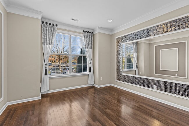 Building Photo - 3019 Valleystone Dr