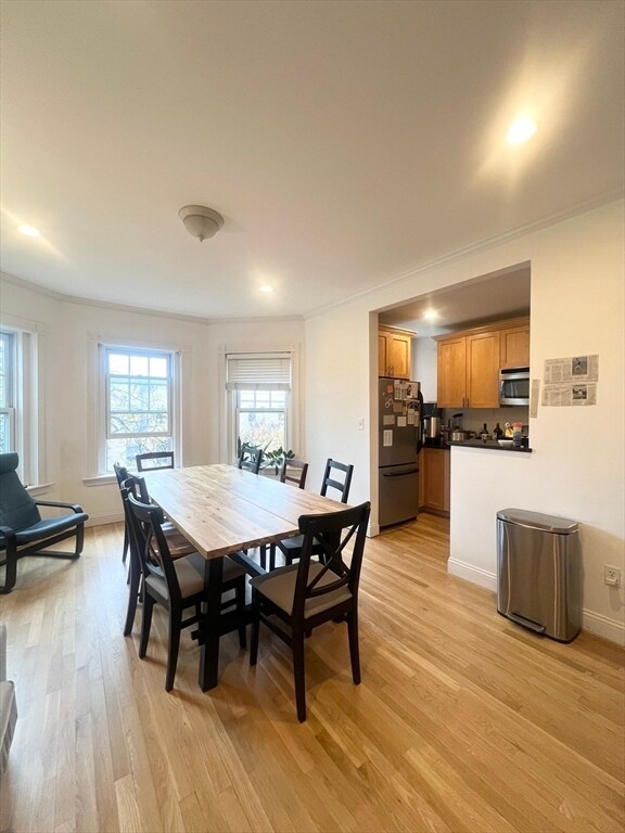 Building Photo - 55 Magazine St