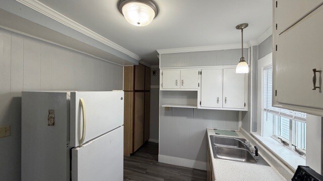 Building Photo - 1306 Mott Ave