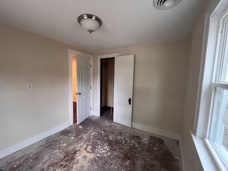 Building Photo - 106 Elmwood St