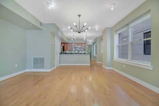Building Photo - 1425 Rhode Island Ave NW