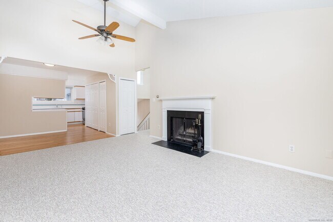 Building Photo - 16 Springdale Rd