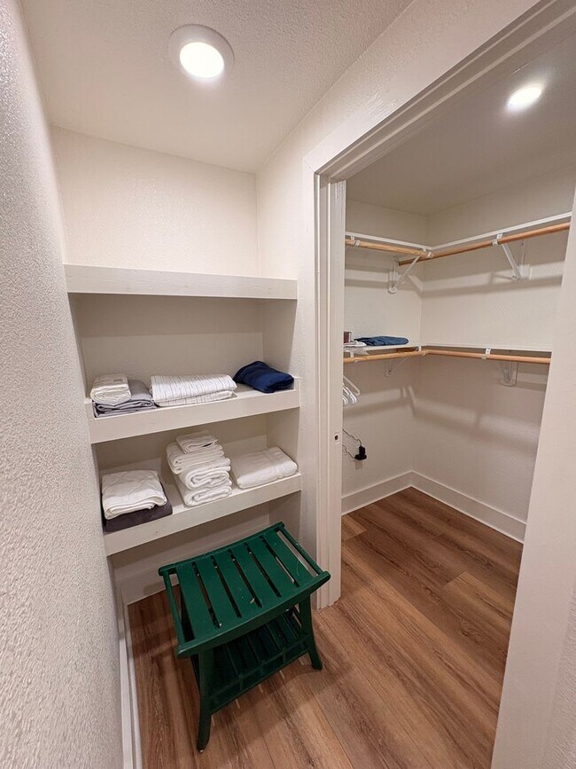 Building Photo - 9853 FM2843