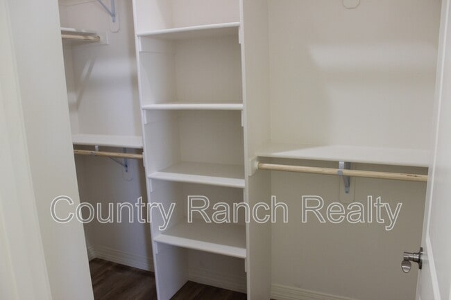 Building Photo - 2905 Kolob Canyon Dr