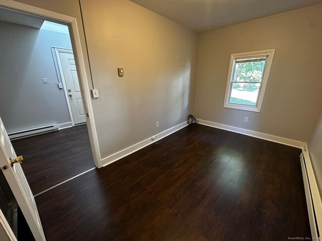 Building Photo - 7 Prest St