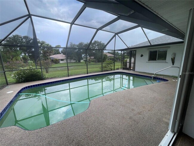 Building Photo - 1091 Venture Ct