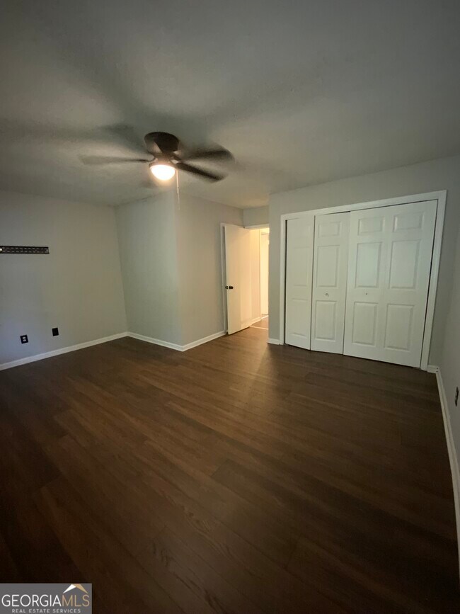 Building Photo - 2753 Whitewater Ct
