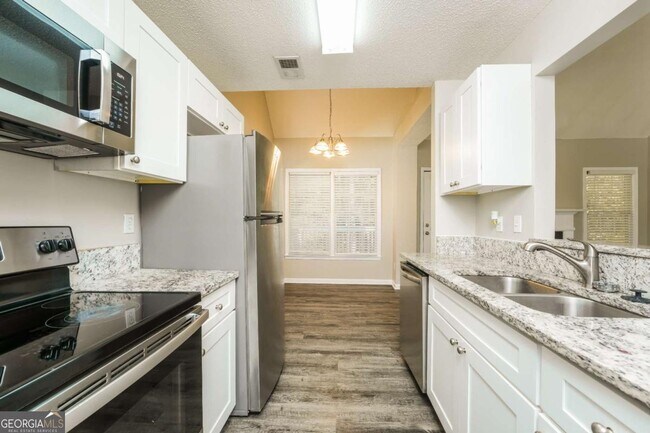 Building Photo - 5201 Rosetrace Terrace SW