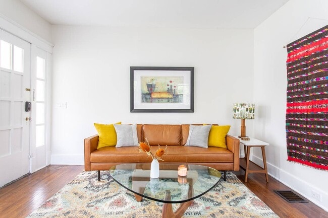 Building Photo - 2231 Blair Blvd