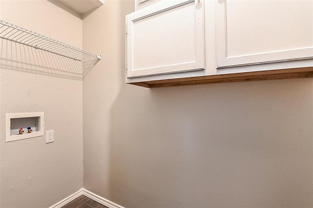 Building Photo - 103 Meadow Dr