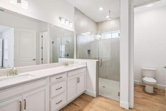 Building Photo - Beautiful Brand New 3/2.5 Home for Rent wi...