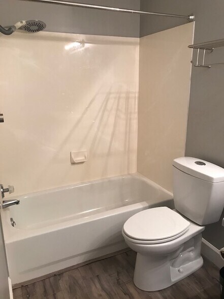 Private Bath - 8379 Sycamore Tree Cove