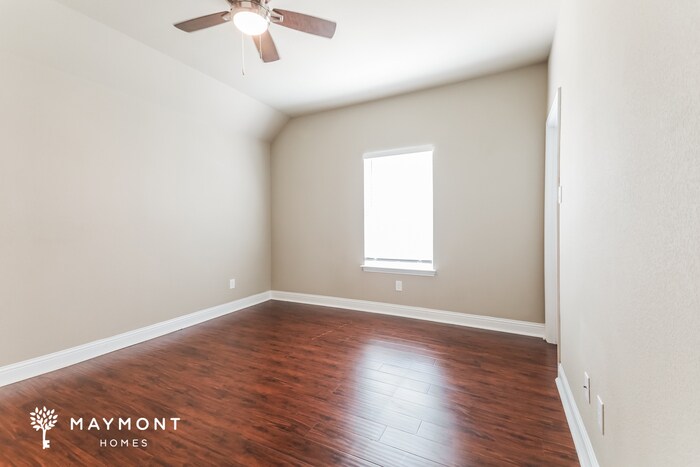Building Photo - 604 Kinghaven Dr