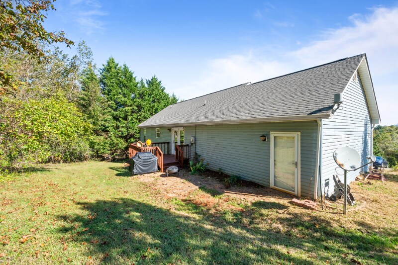 Building Photo - 958 Hopewell Rd