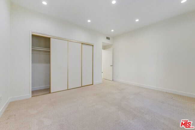 Building Photo - 1727 S Bentley Ave