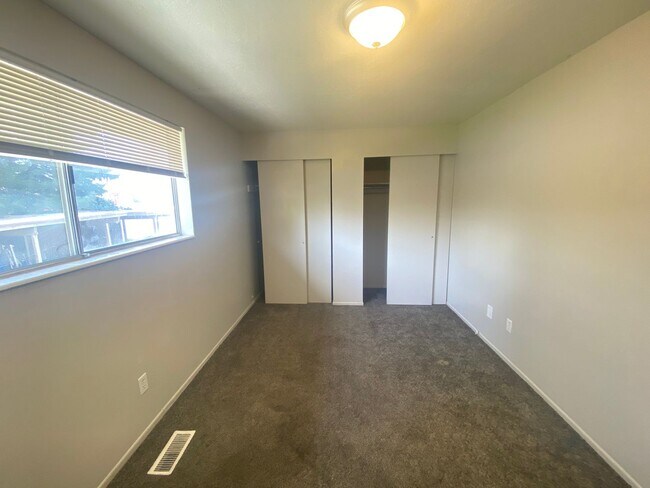 Building Photo - 3359 W 4100 S