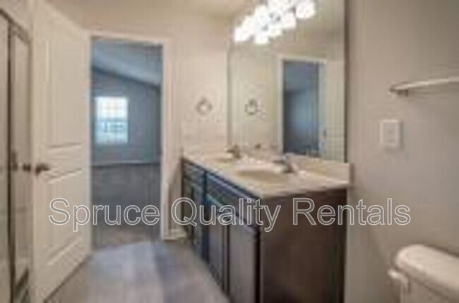 Building Photo - 1115 Hardwick Dr