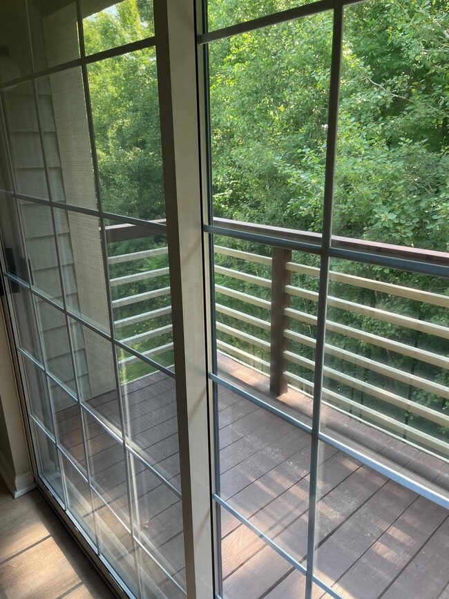 Building Photo - 219 Hildred Dr