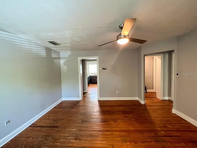 Building Photo - 204 NW 18th St