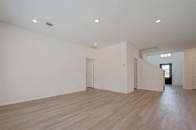 Building Photo - 22084 Juniper Crossing Dr