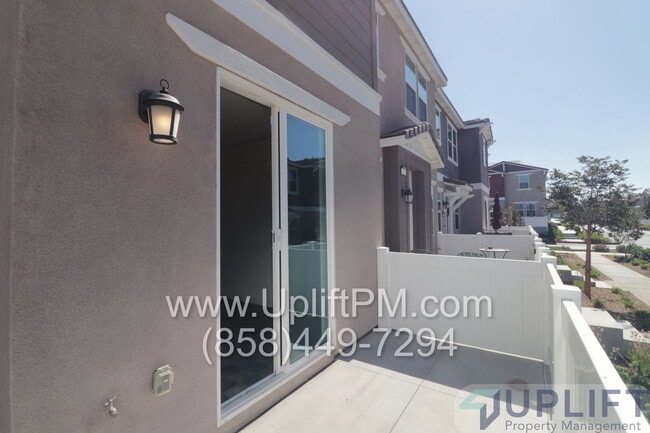 Building Photo - 36351 Elizabeth Ln