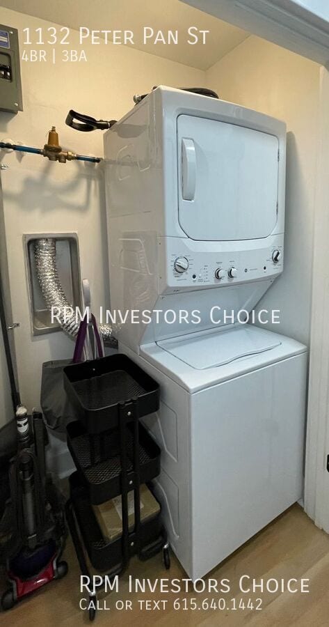 Building Photo - 1132 Peter Pan St