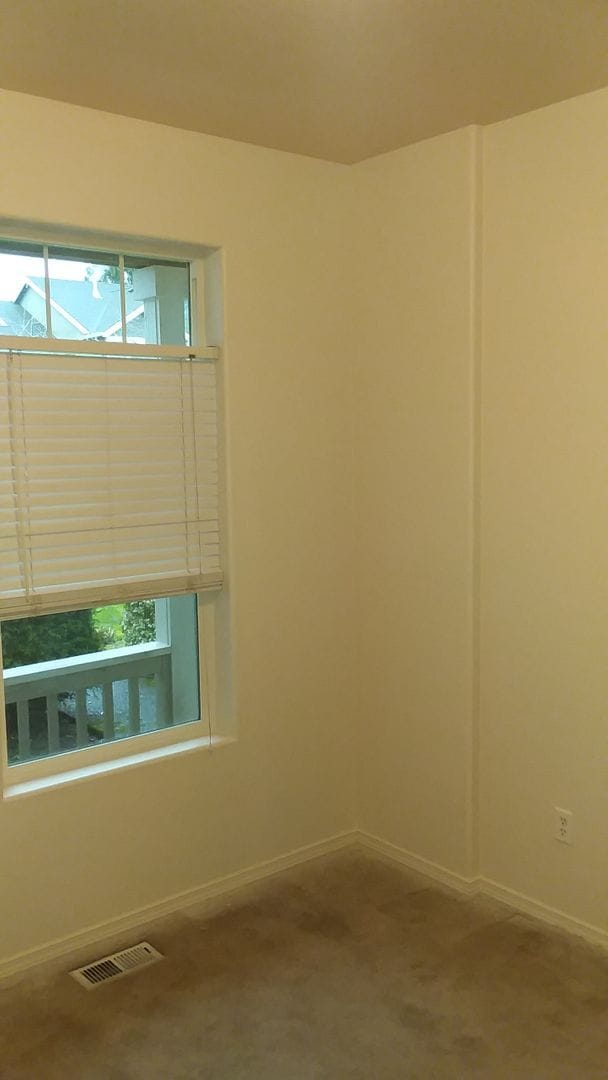 Building Photo - Beautiful Bethel-Danebo Home