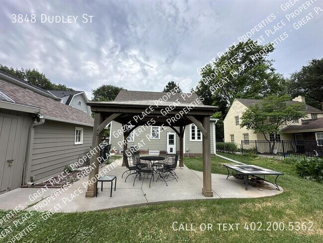 Building Photo - 3848 Dudley St