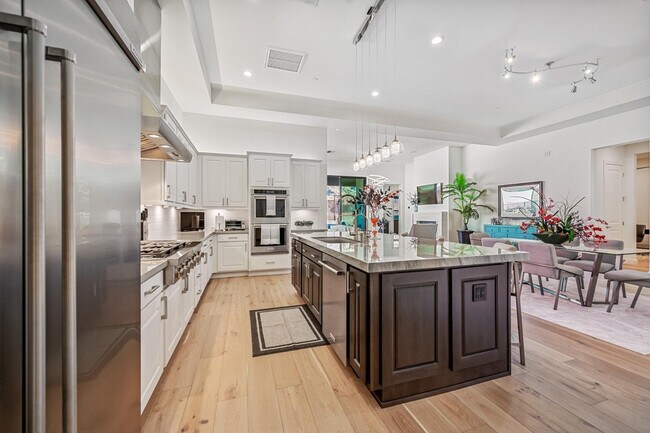 Building Photo - 12378 E Troon Vis Dr