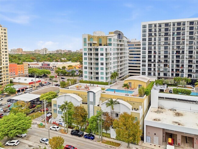 Building Photo - 3180 SW 22nd Terrace