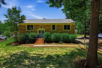Building Photo - 215 Cameron Rd
