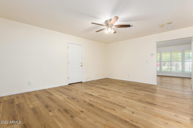 Building Photo - 1211 W Hayward Ave