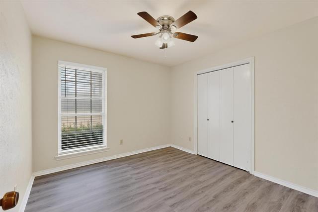 Building Photo - 2609 Brook Hollow Ln