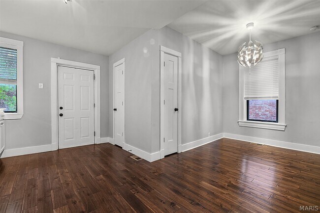 Building Photo - 4629 Washington Ave